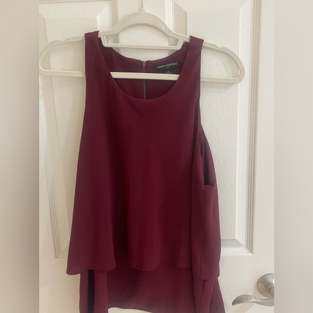 MAROON BANANA REPUBLIC